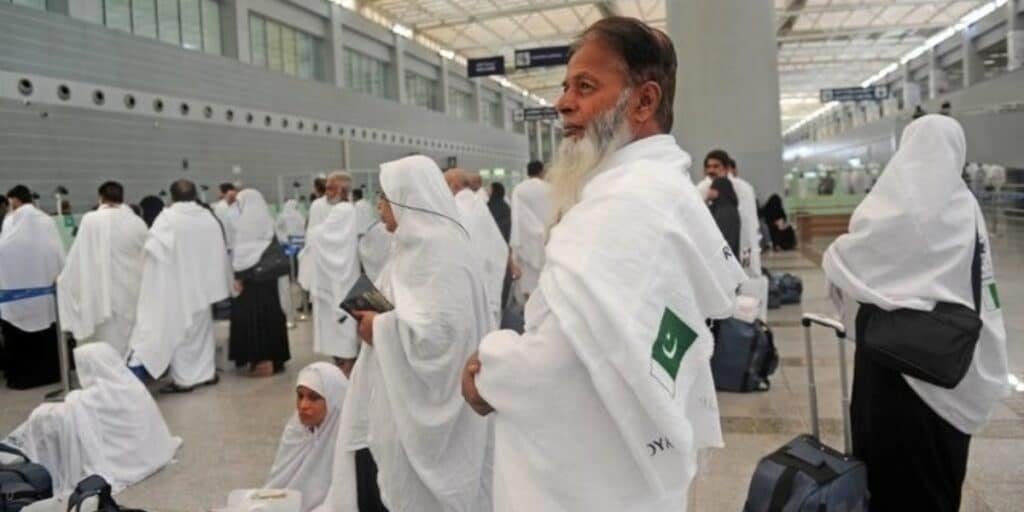 Saudi Arabia sets new deadline for Umrah visa entry