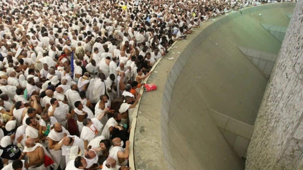 Pilgrims perform devil-stoning ritual as Hajj 2025 nears end