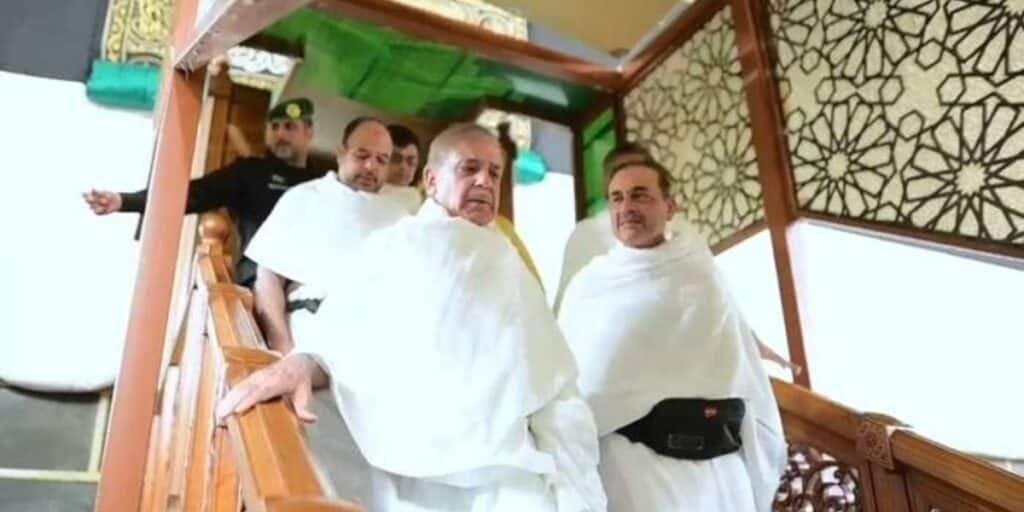 Prime Minister and Field Martial perform Umrah, special access granted to Holy Kaaba