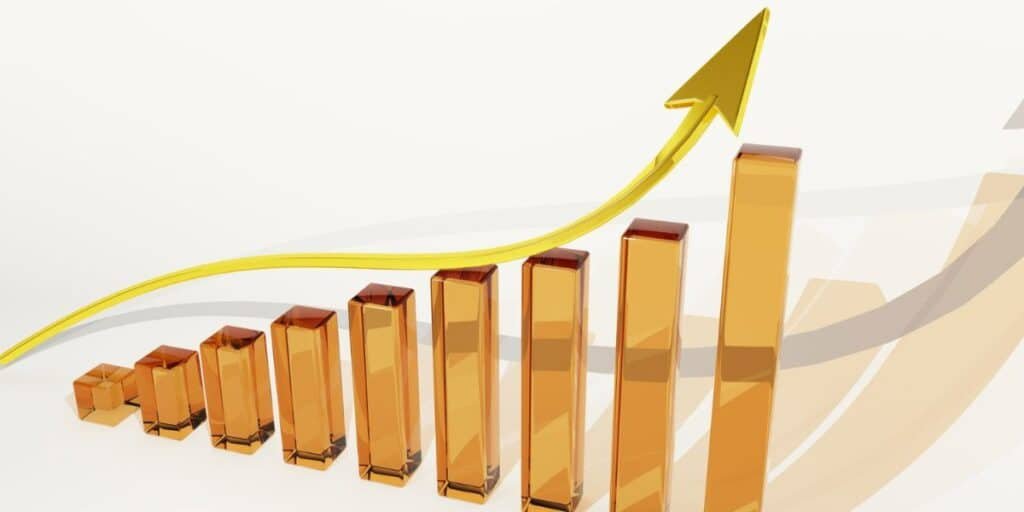 KSE-100 hits record 133,720 on earnings hopes, economic cheer