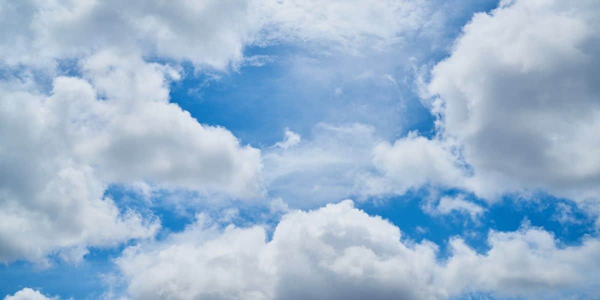 Karachi weather update: Hot, humid conditions expected