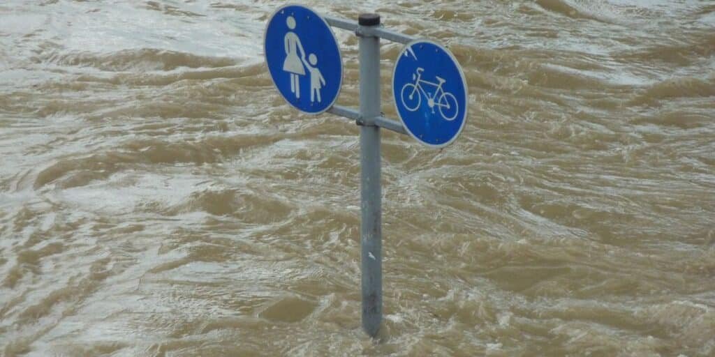 Pakistan weather update: NDMA warns of flash floods, GLOFs, urban flooding