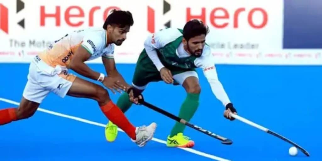 hockey team to India